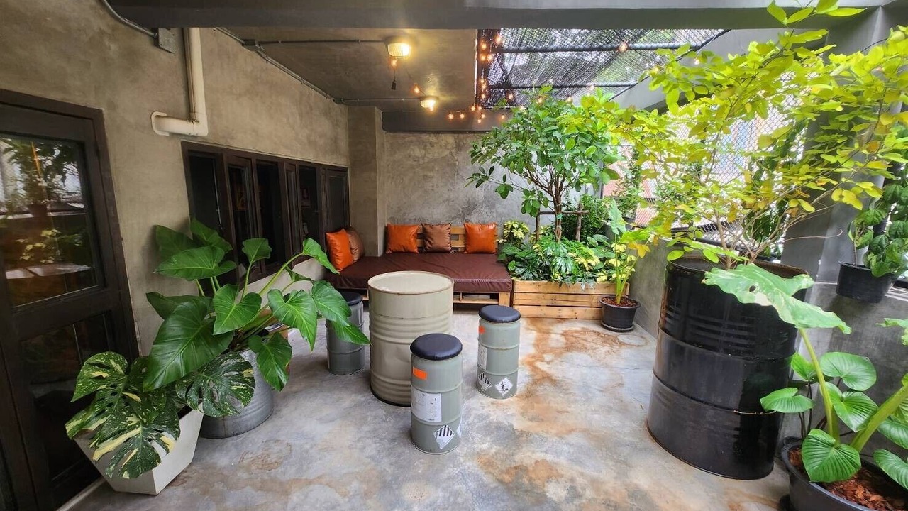 Photo of Patio Balcony in Phra Borom Maha Ratchawang