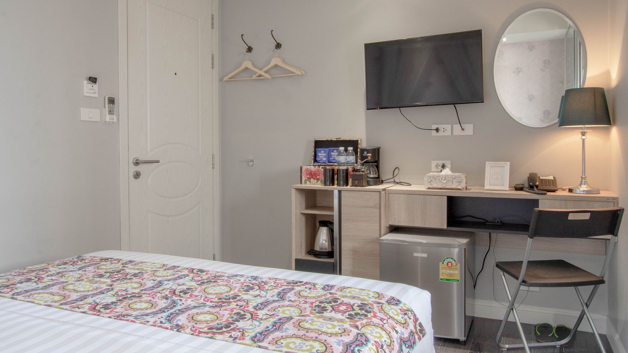 Photo of Bedroom in Bang Lamphu Lang