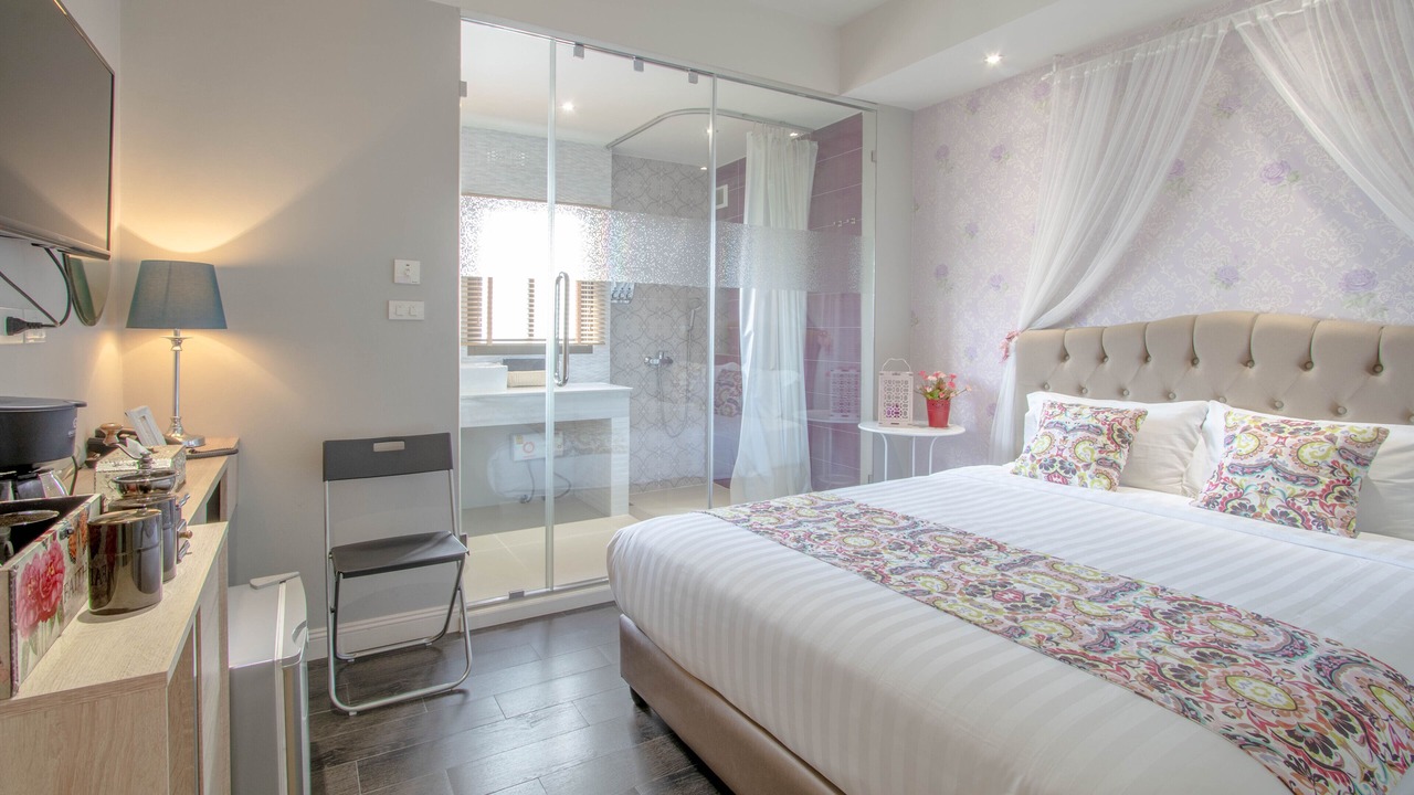 Photo of Bedroom in Bang Lamphu Lang