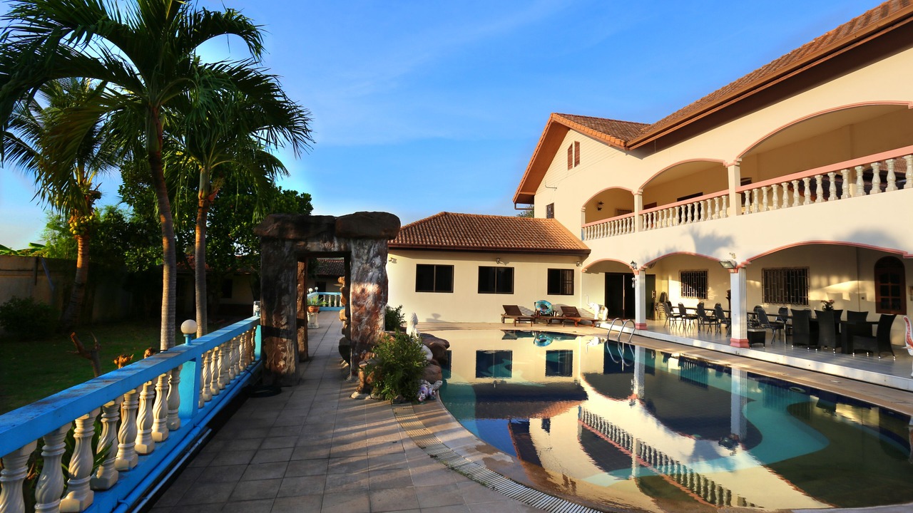 Photo of Outdoor in Na Kluea