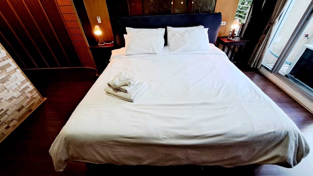 Photo of Bedroom in Khlong Toei Nuea