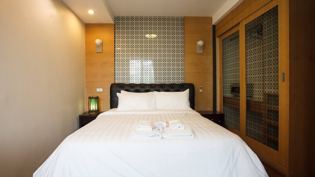 Photo of Bedroom in Khlong Toei Nuea
