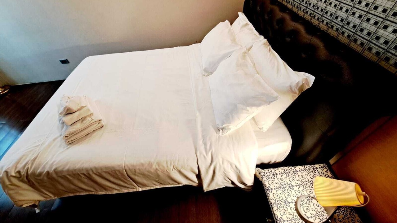 Photo of Bedroom in Khlong Toei Nuea