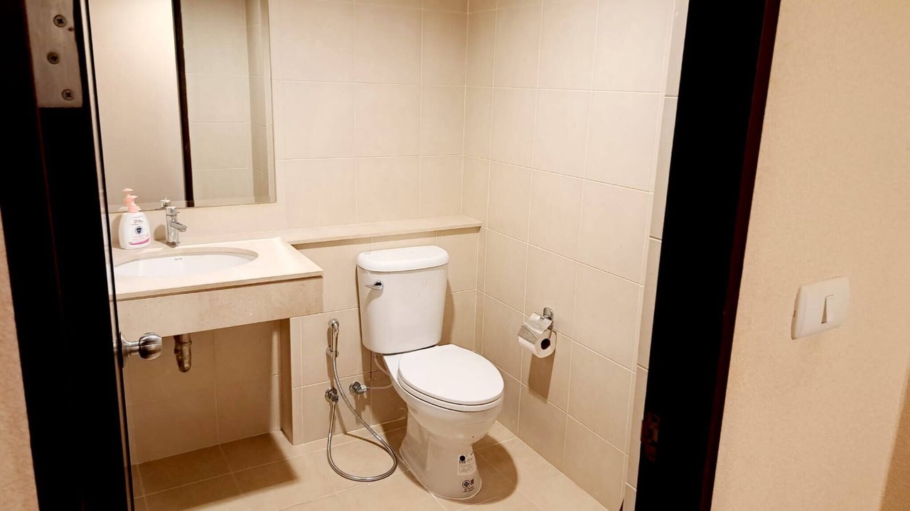 Photo of Bathroom in Khlong Toei Nuea