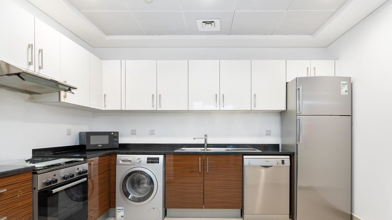 Photo of Kitchen in Emirates Hills 2