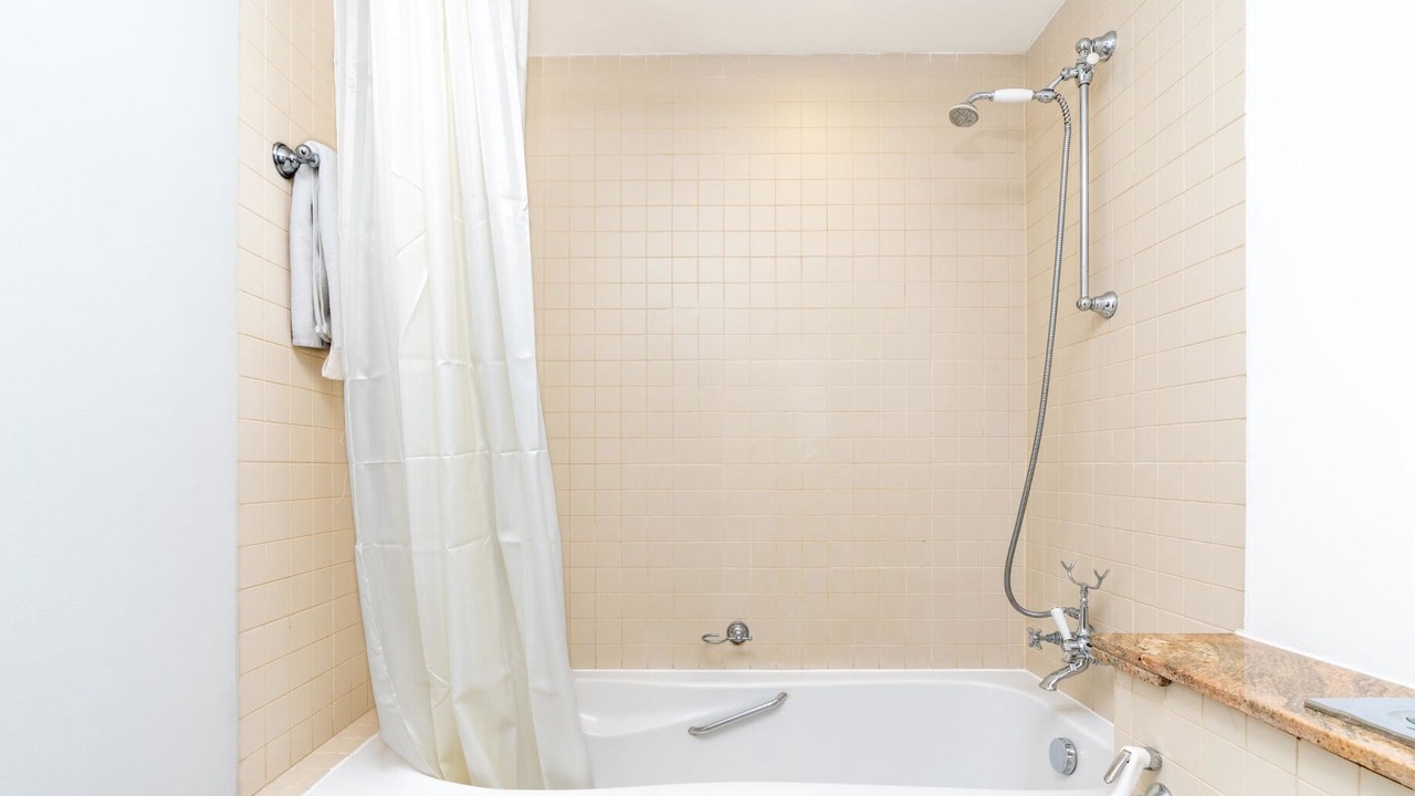 Photo of Bathroom in Downtown Dubai