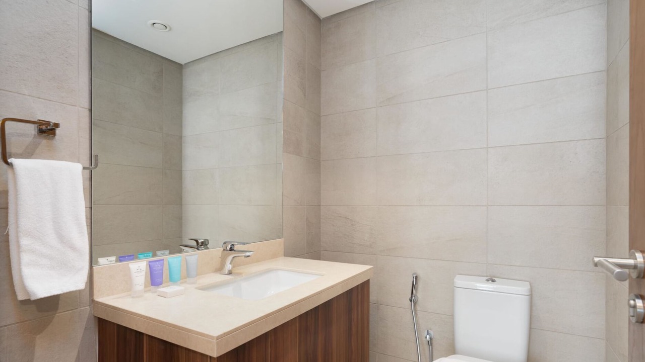 Photo of Bathroom in Palm Jumeirah
