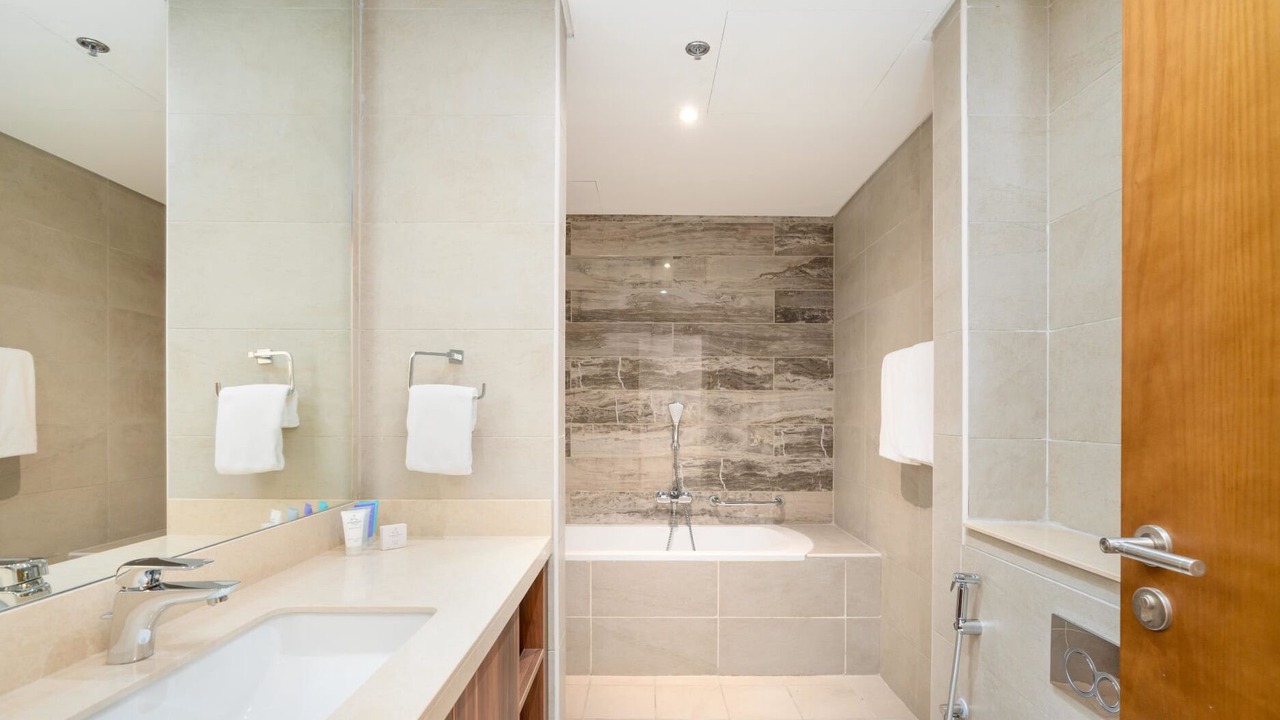 Photo of Bathroom in Palm Jumeirah