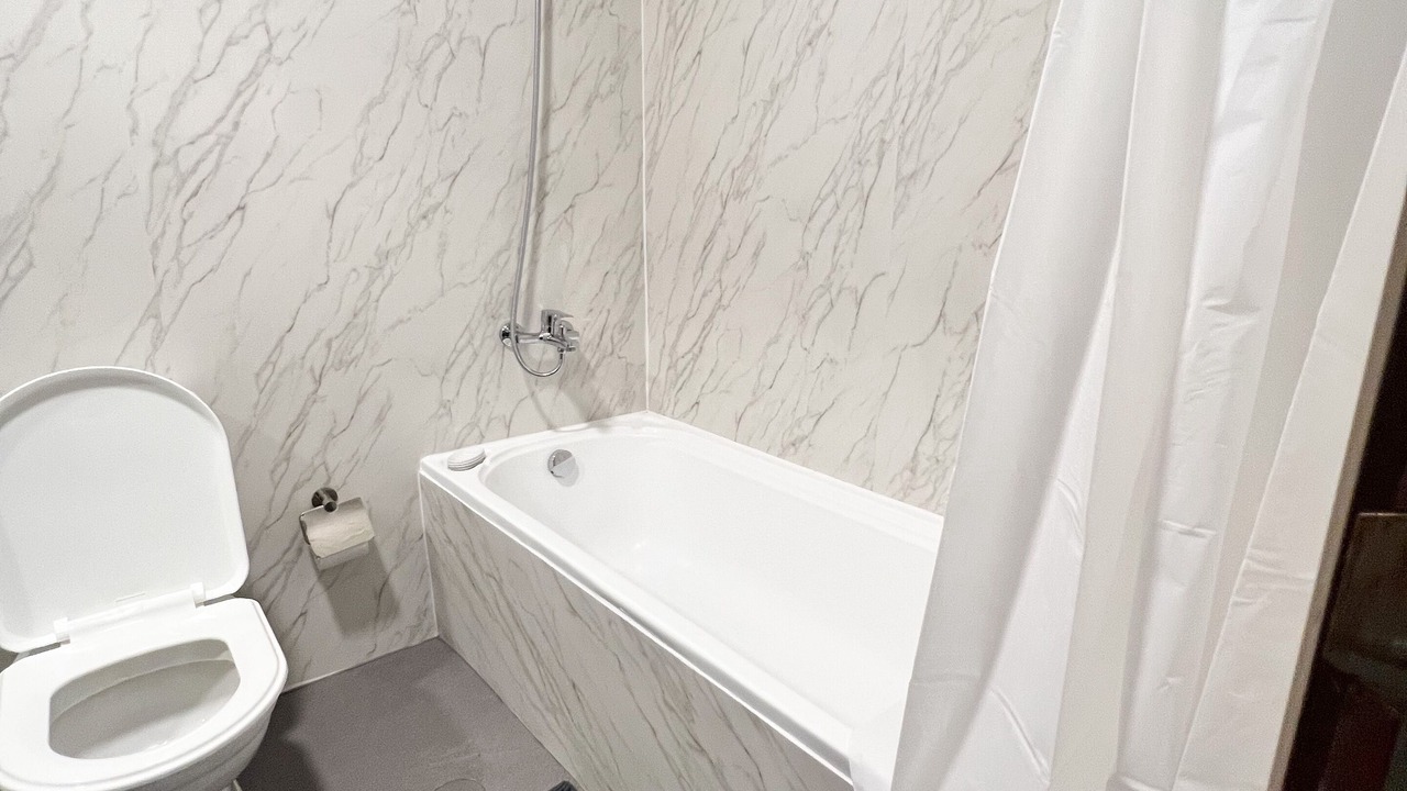 Photo of Bathroom in Jabal Ali 2