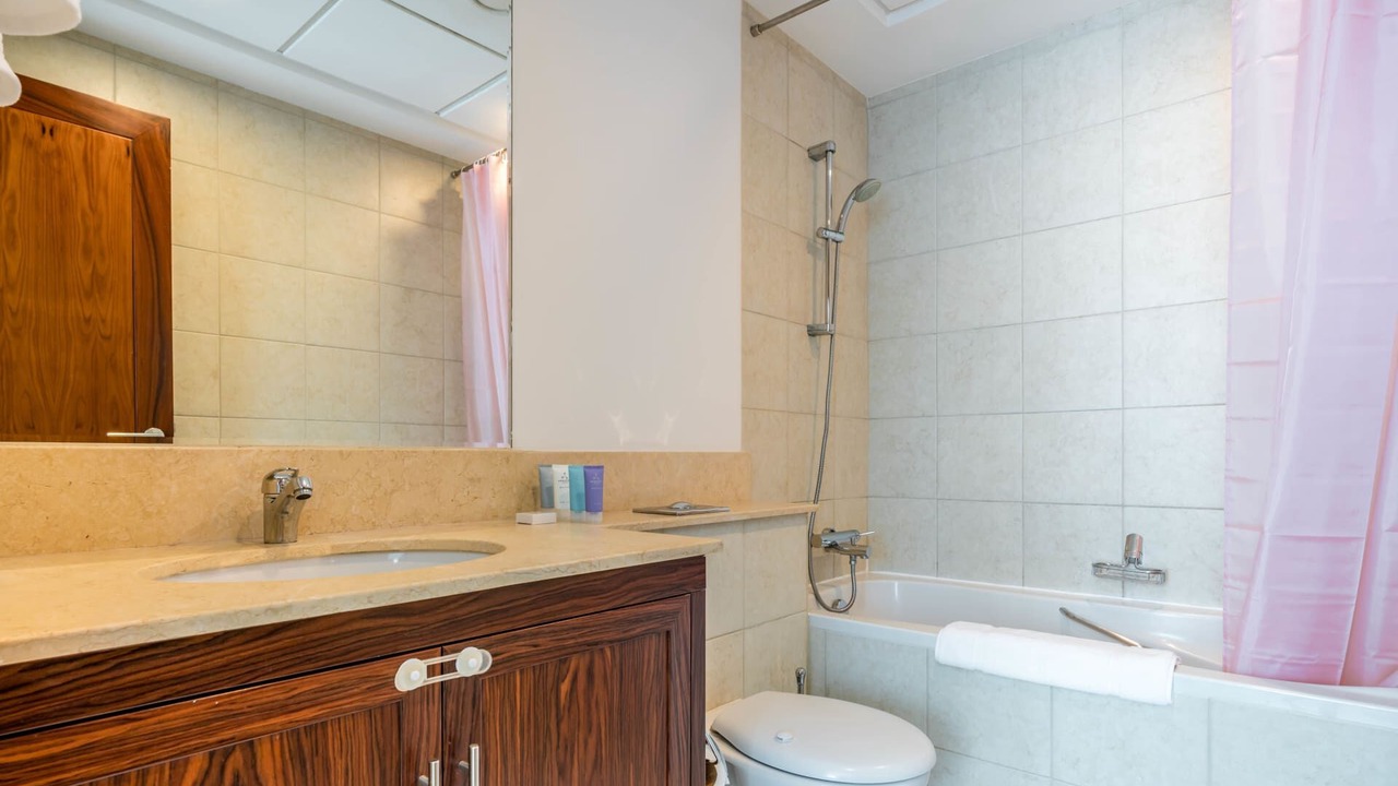 Photo of Bathroom in Downtown Dubai