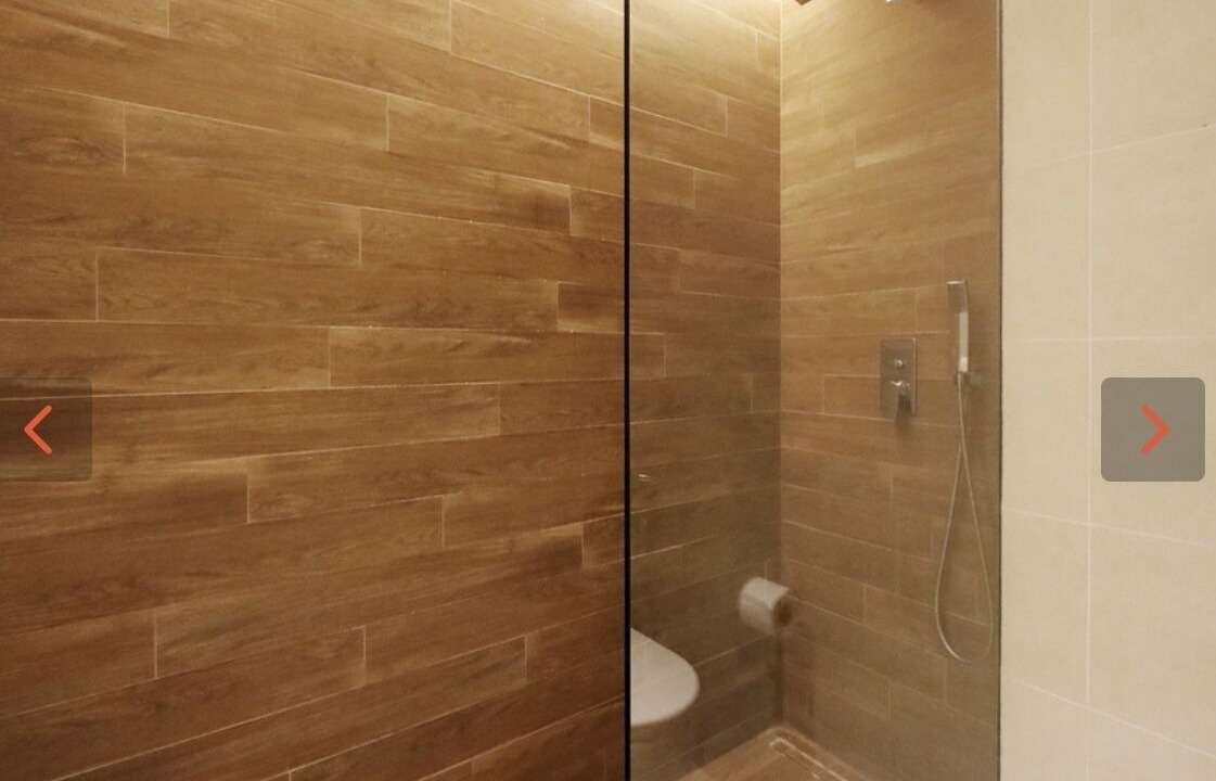 Photo of Bathroom in Za'abeel 1