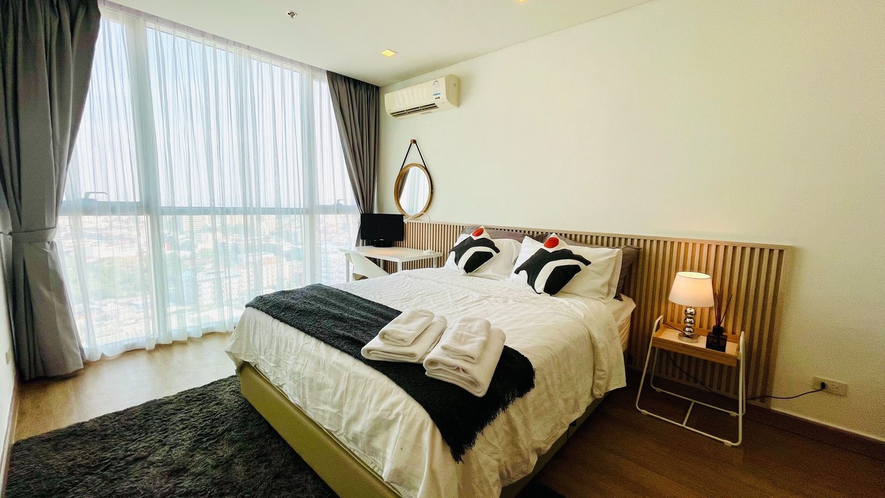 Photo of Bedroom in Phra Khanong Nuea