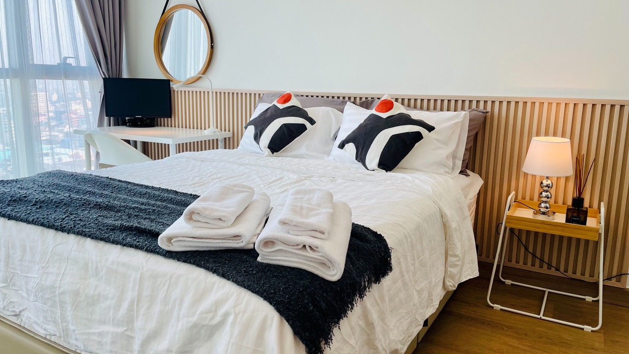 Photo of Bedroom in Phra Khanong Nuea