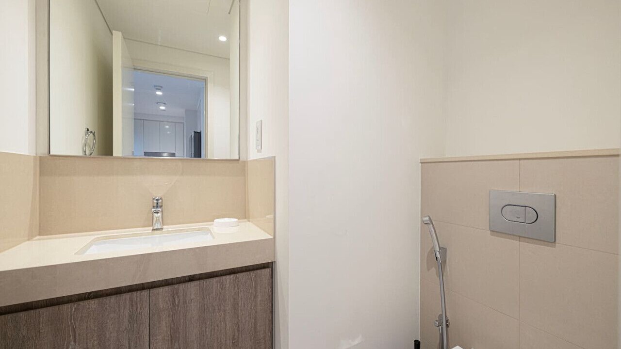Photo of Bathroom in Za'abeel 2
