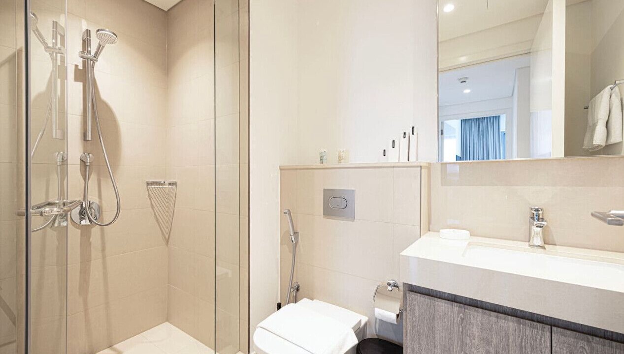 Photo of Bathroom in Za'abeel 2