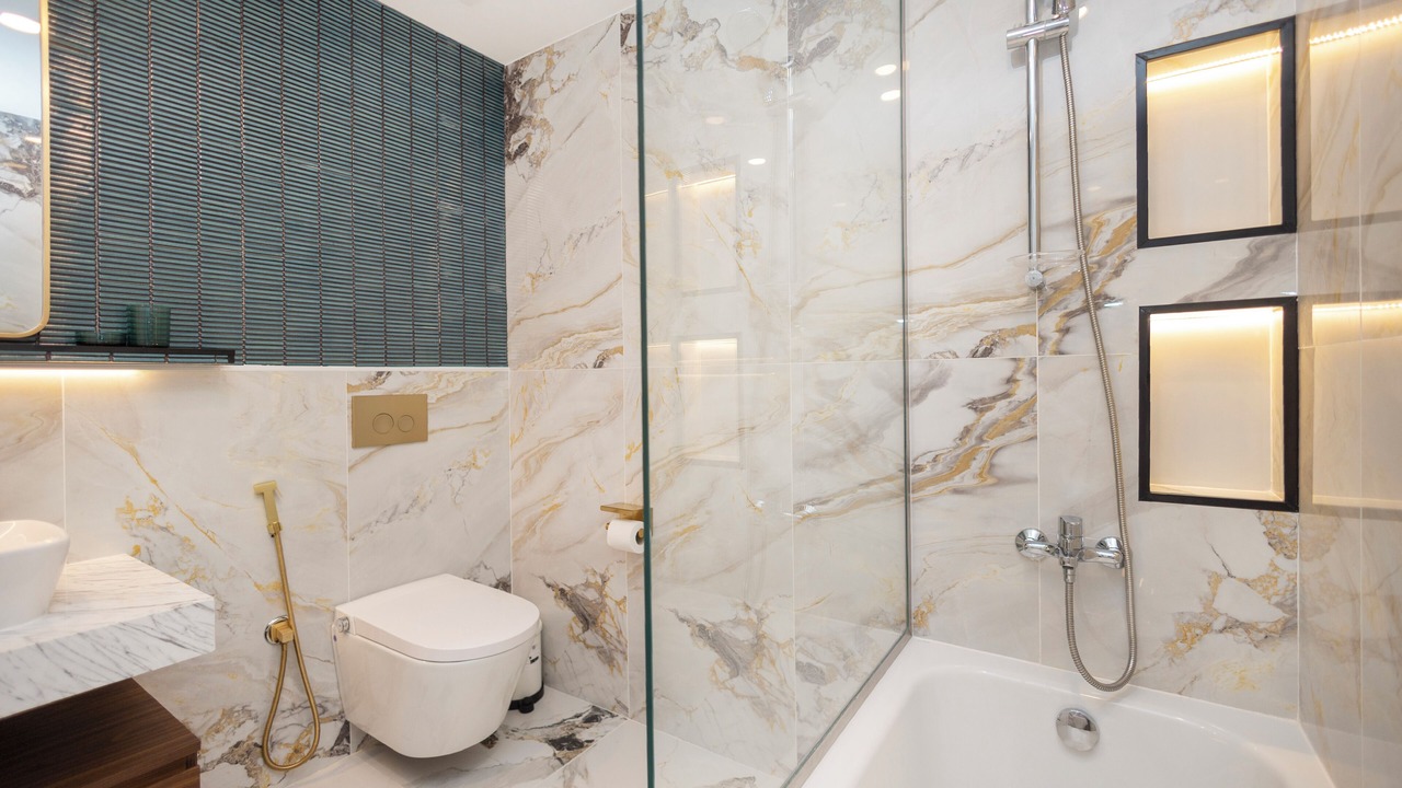 Photo of Bathroom in Umm Suqeim 3