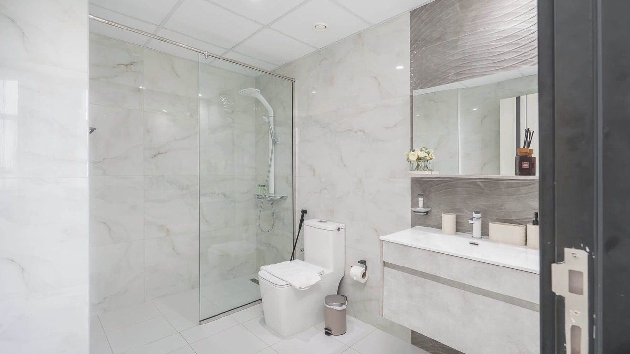 Photo of Bathroom in Discovery Gardens