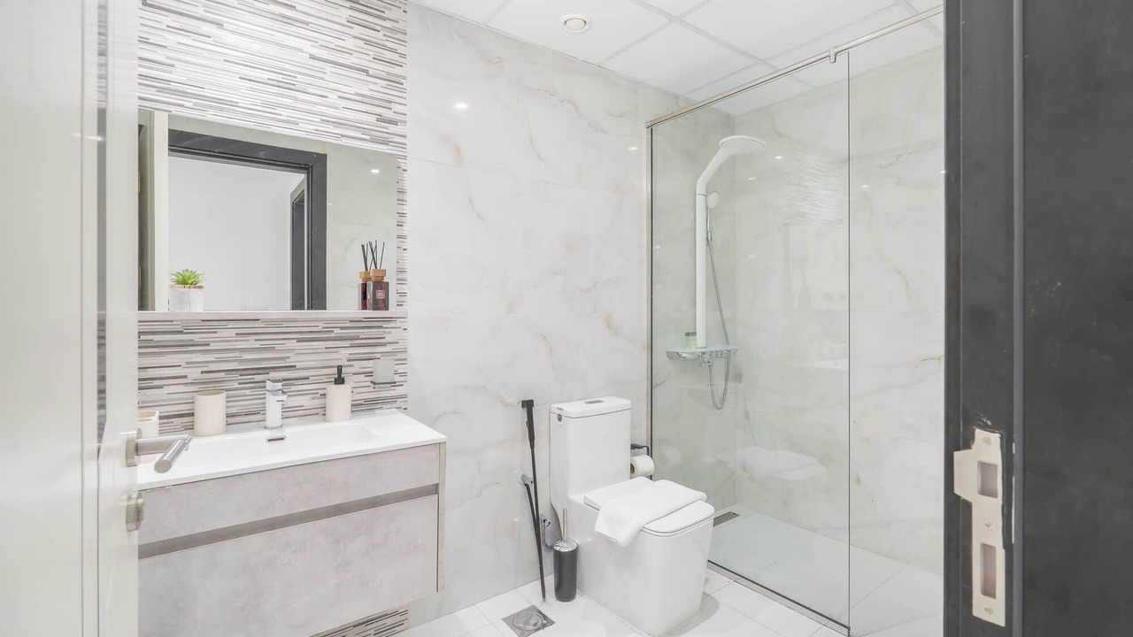 Photo of Bathroom in Discovery Gardens