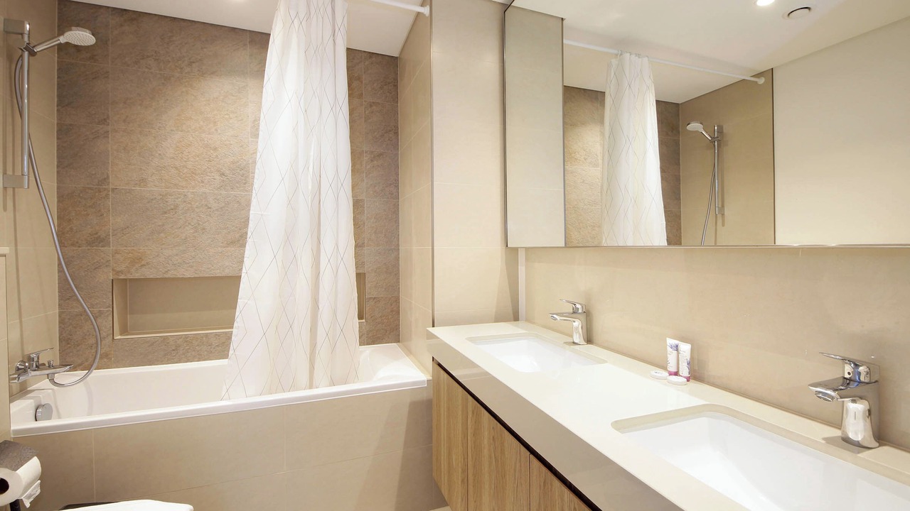 Photo of Bathroom in Za'abeel 2