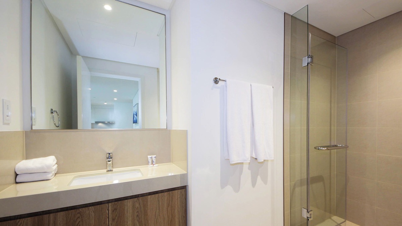 Photo of Bathroom in Za'abeel 2