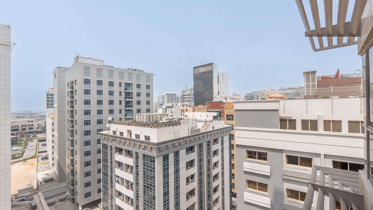 Photo of Outdoor in Al Barsha 1