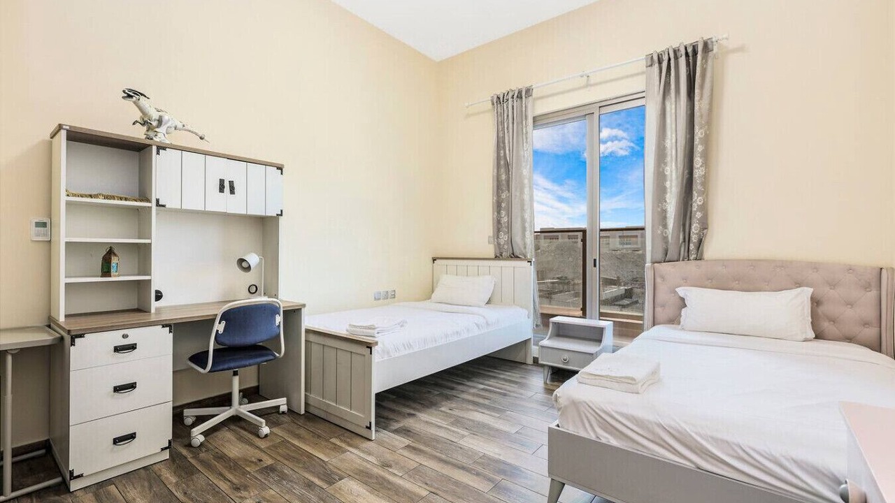 Photo of Bedroom in Discovery Gardens