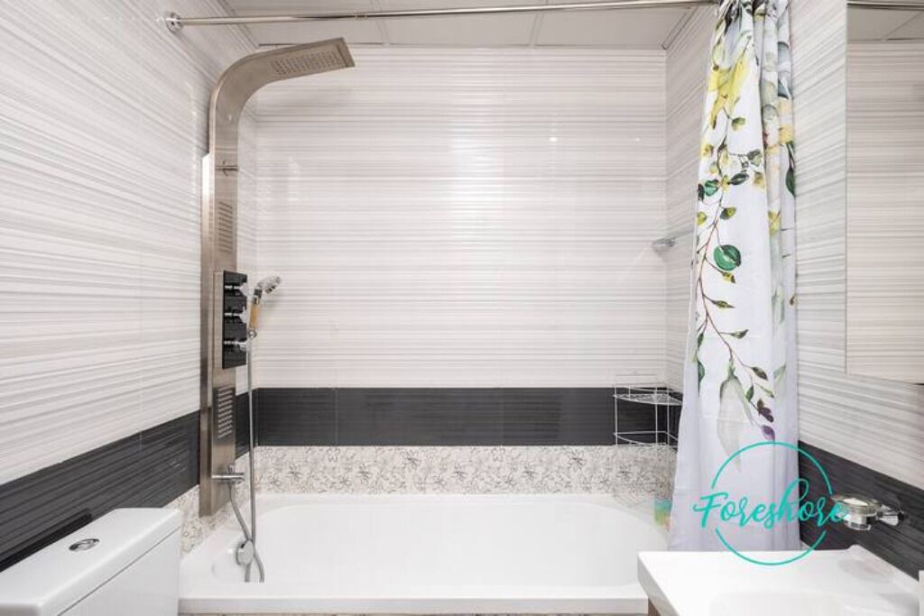 Photo of Bathroom in Downtown Dubai