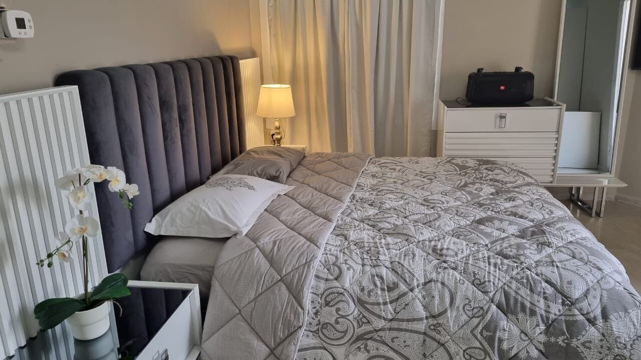 Photo of Bedroom in Jumeira 3