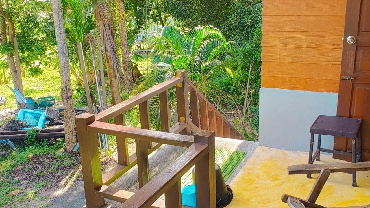 Photo of Patio Balcony in Thong Sala