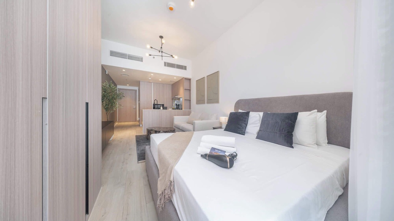 Photo of Bedroom in Jumeirah Village Triangle