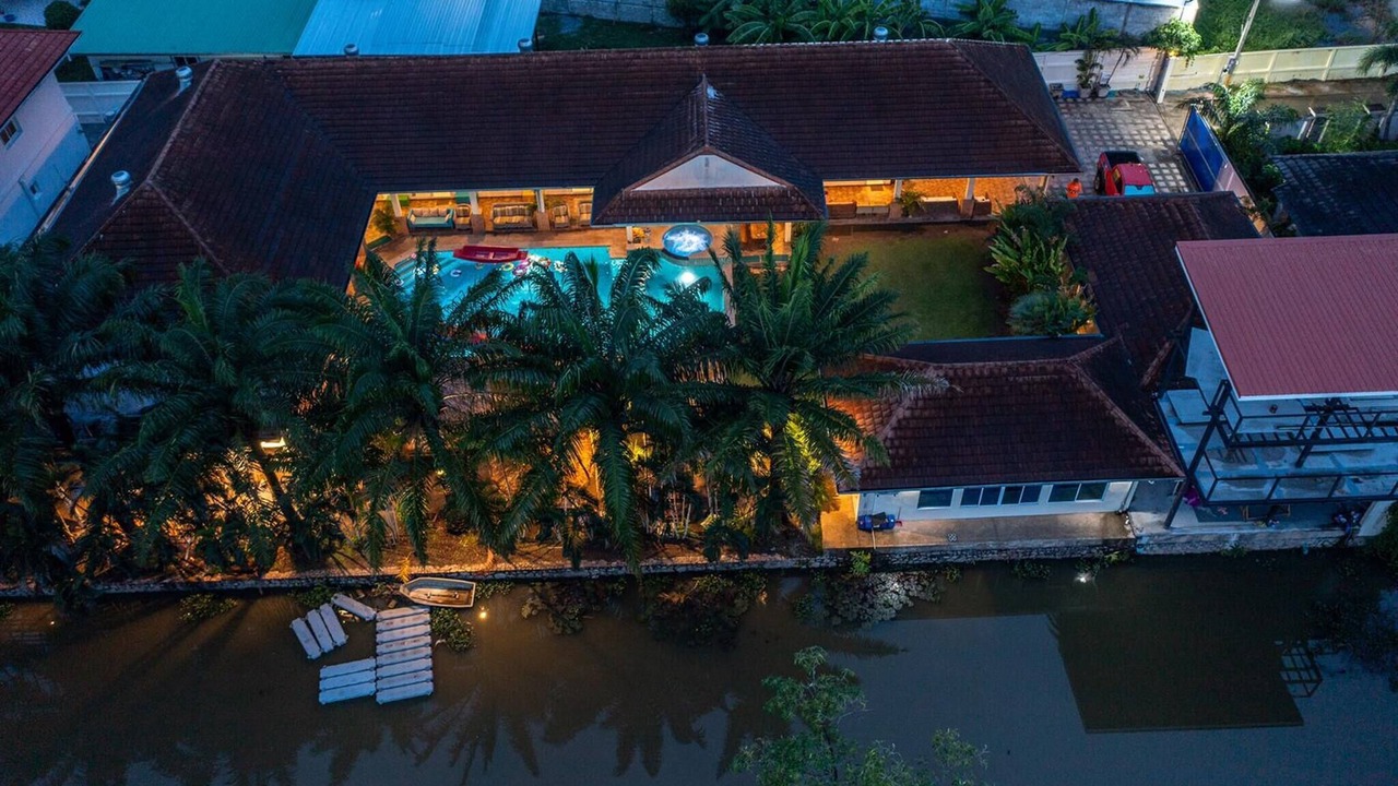 Photo of Outdoor in Nong Prue