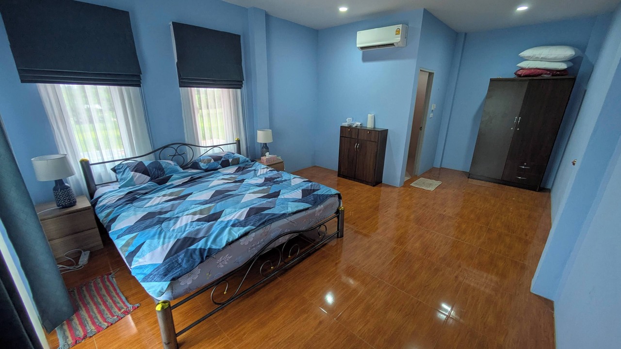 Photo of Bedroom in Satuk