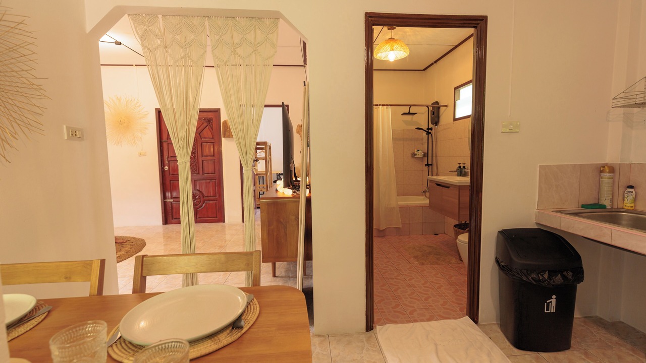 Photo of Bathroom in Wok Tum
