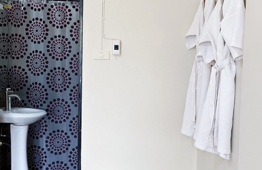 Photo of Bathroom in Old City