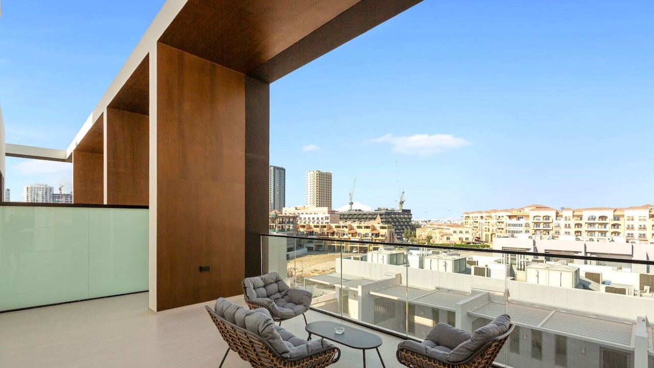 Photo of Outdoor in Jumeirah Village Circle