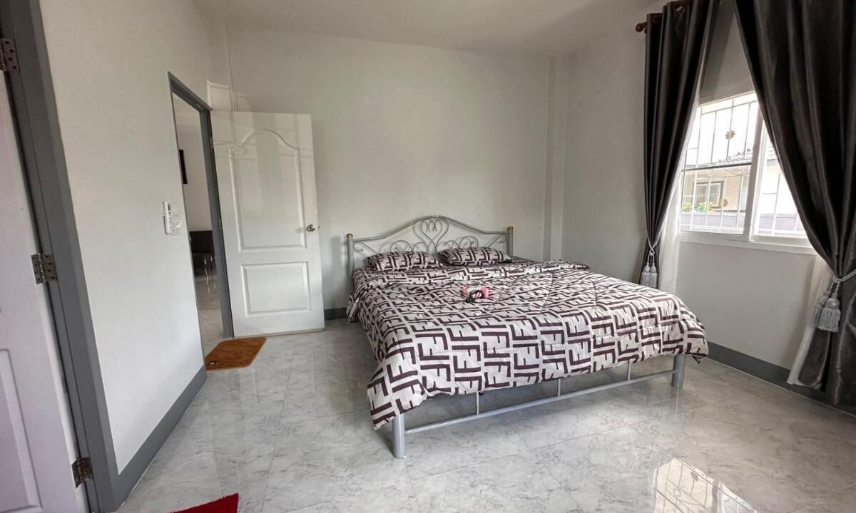Photo of Bedroom in San Sai