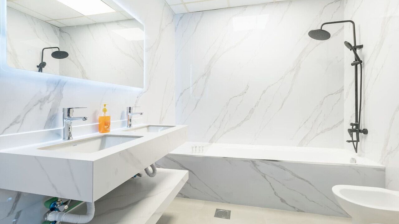 Photo of Bathroom in Jabal Ali 2