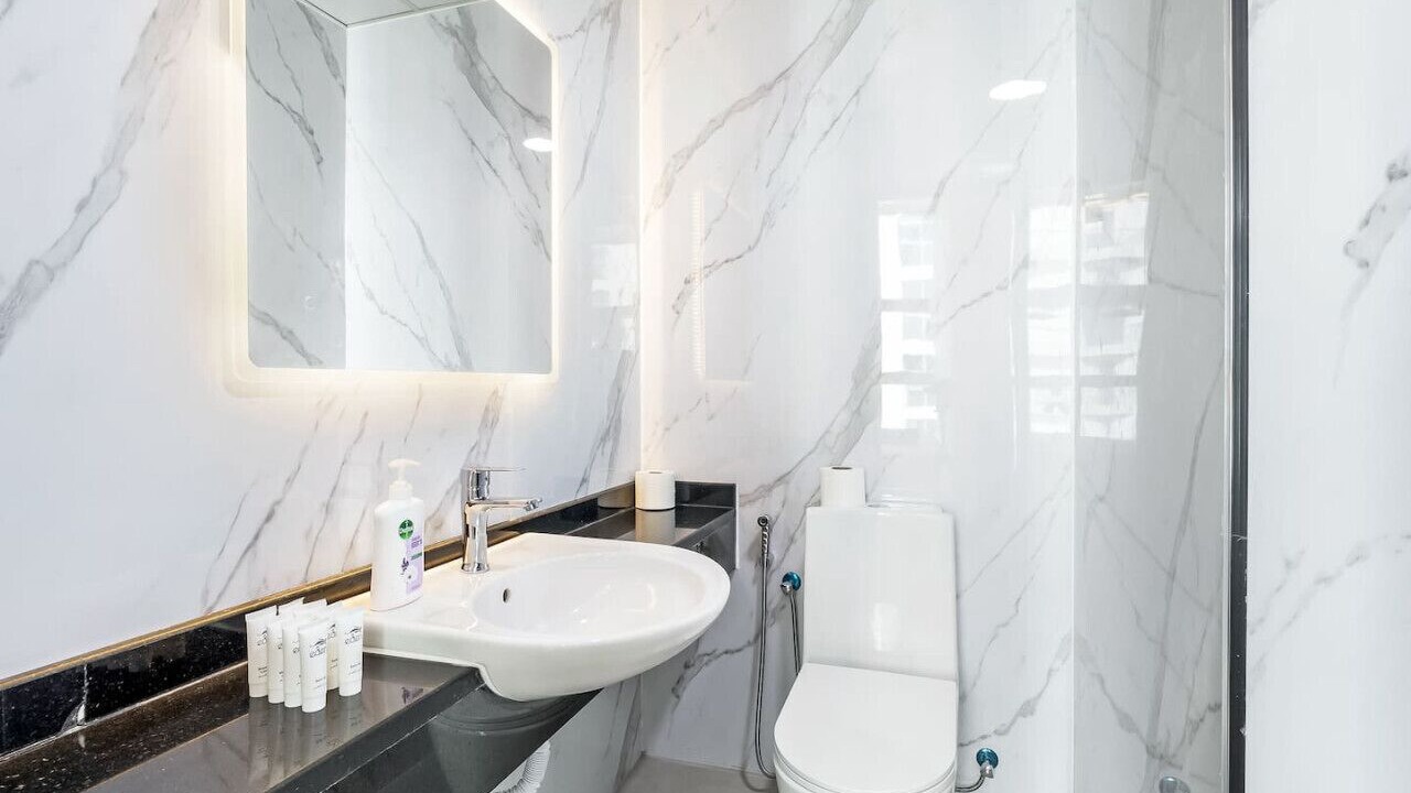 Photo of Bathroom in Jabal Ali 2