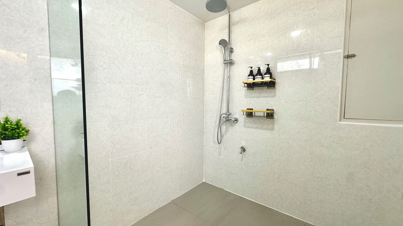 Photo of Bathroom in Nana