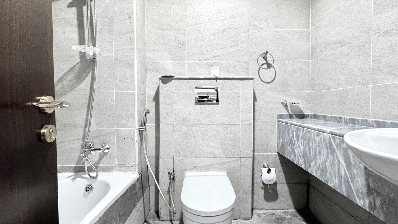 Photo of Bathroom in Jumeira 3