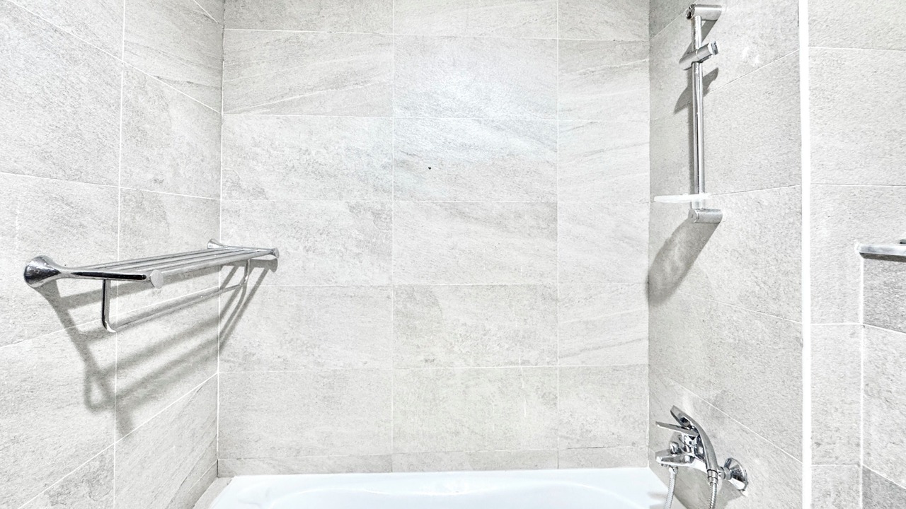 Photo of Bathroom in Jumeira 3