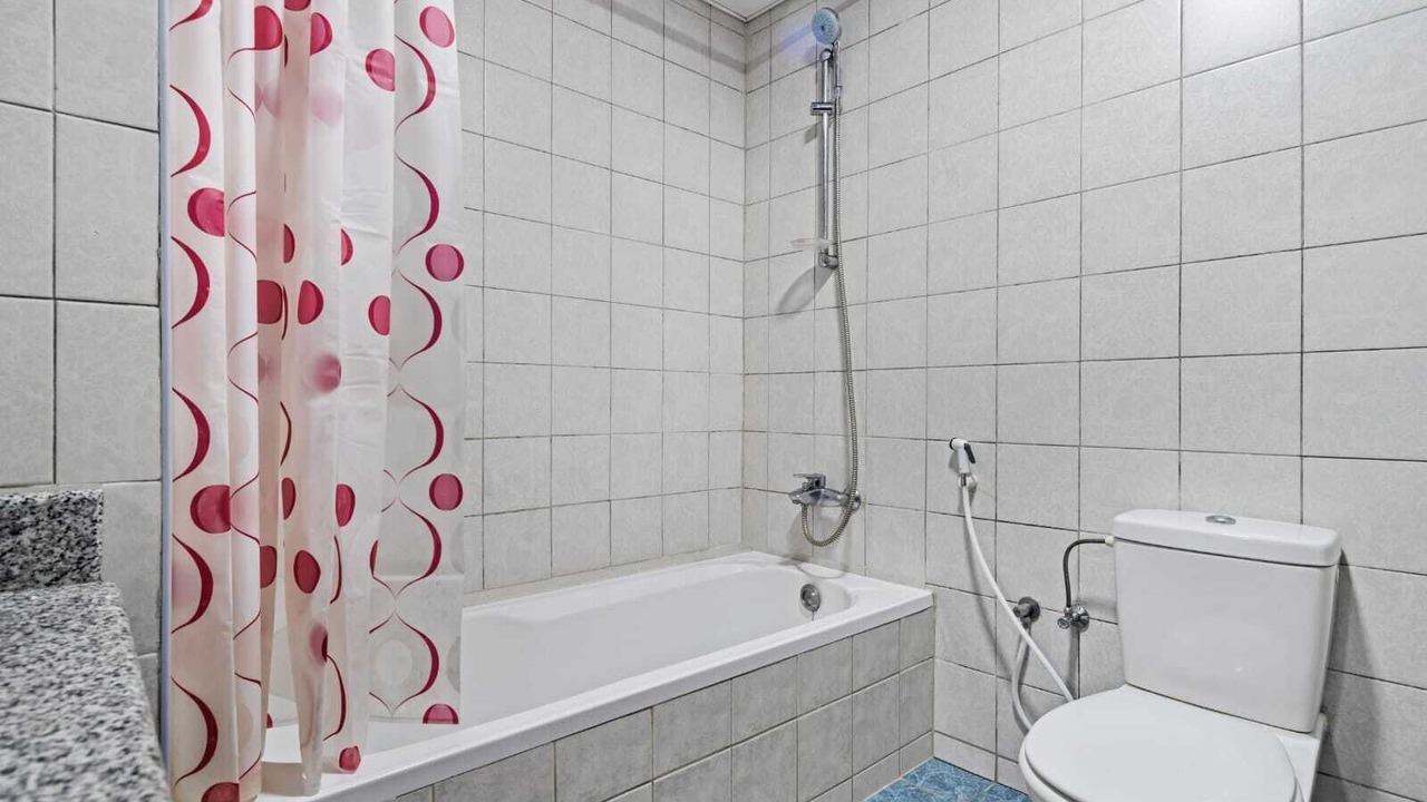 Photo of Bathroom in Discovery Gardens