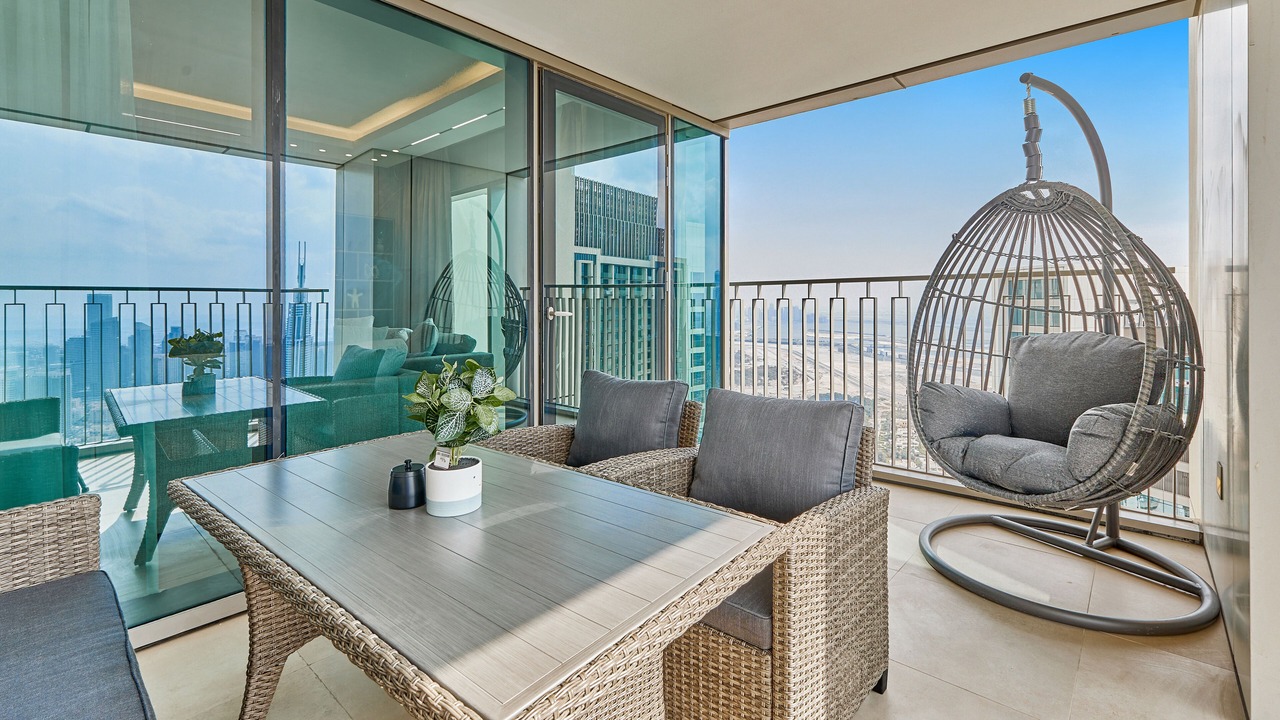 Photo of Patio Balcony in Za'abeel 2