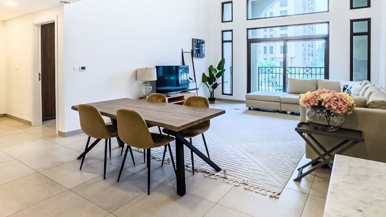 Photo of Livingroom in Jumeira 3