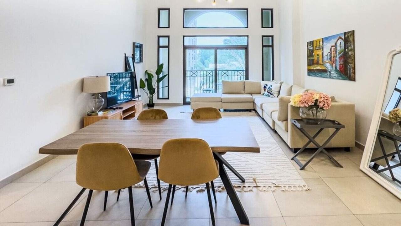 Photo of Livingroom in Jumeira 3