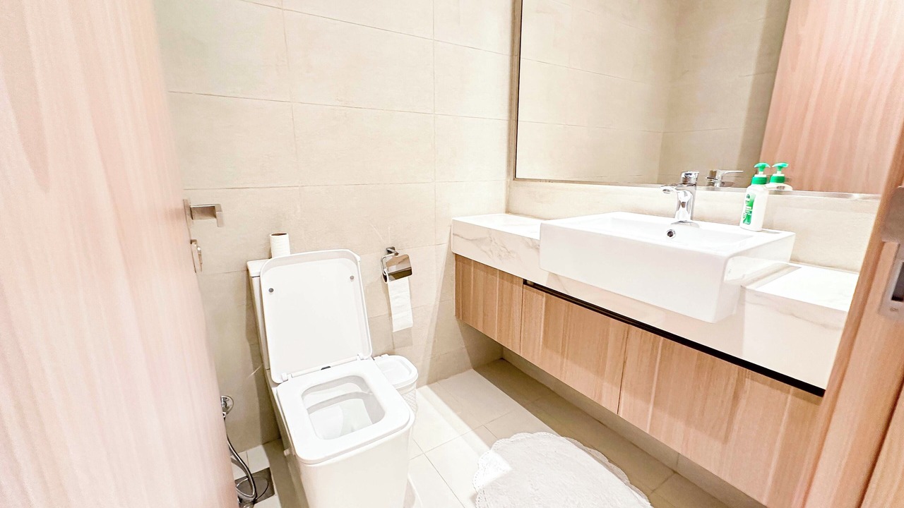 Photo of Bathroom in Al Quoz