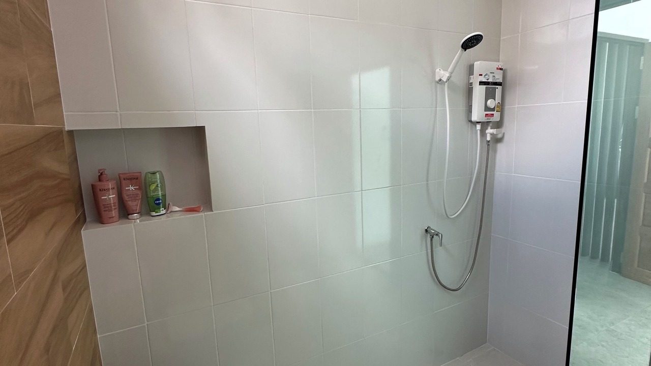 Photo of Bathroom in Nuea Khlong