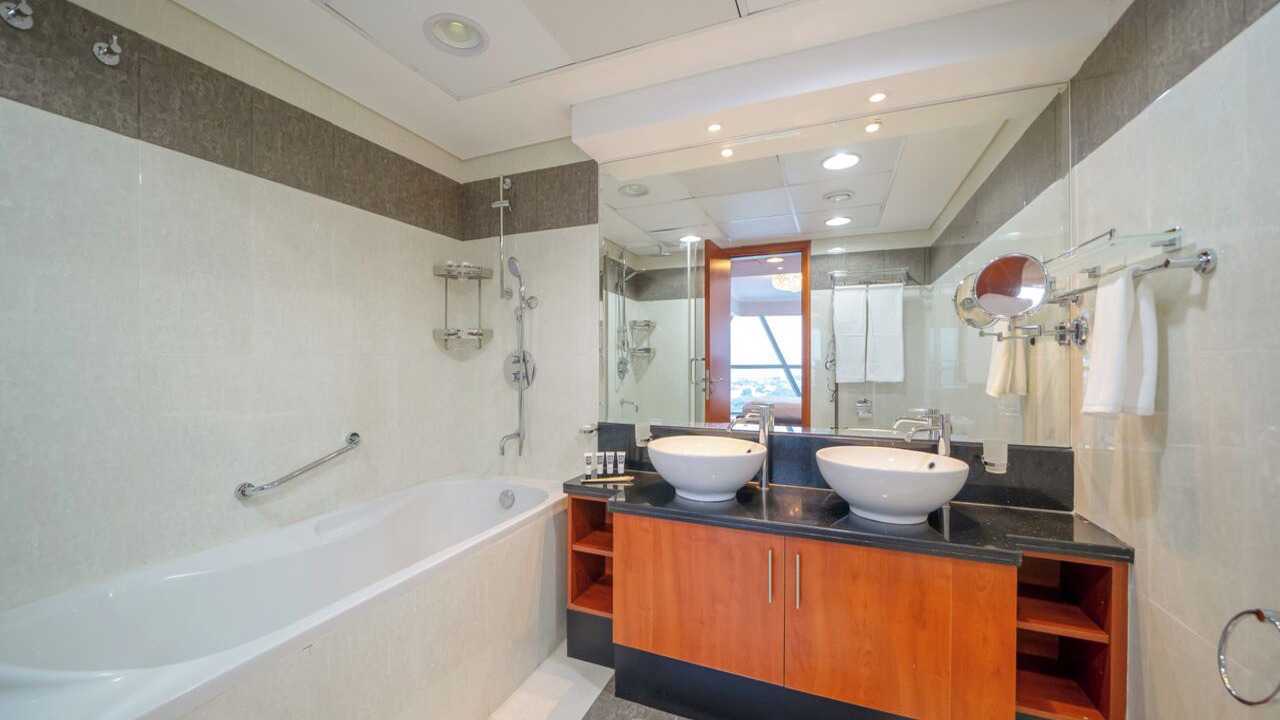 Photo of Bathroom in Za'abeel 2