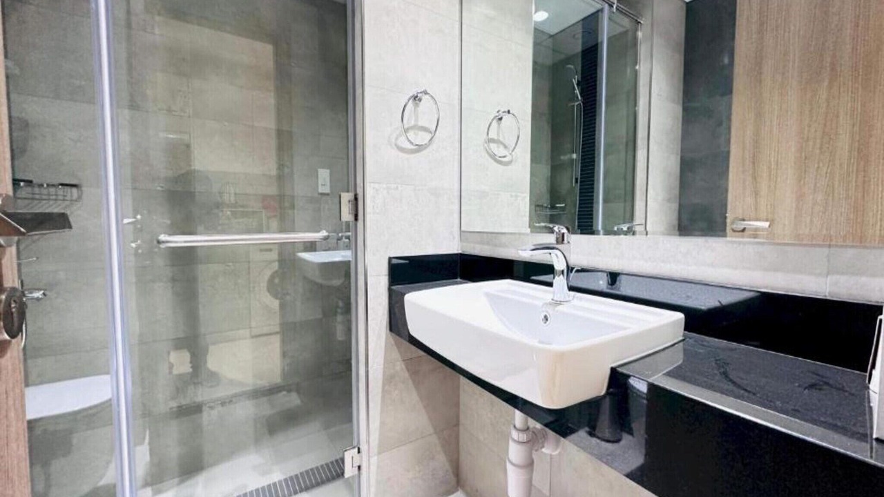Photo of Bathroom in Jebel Ali