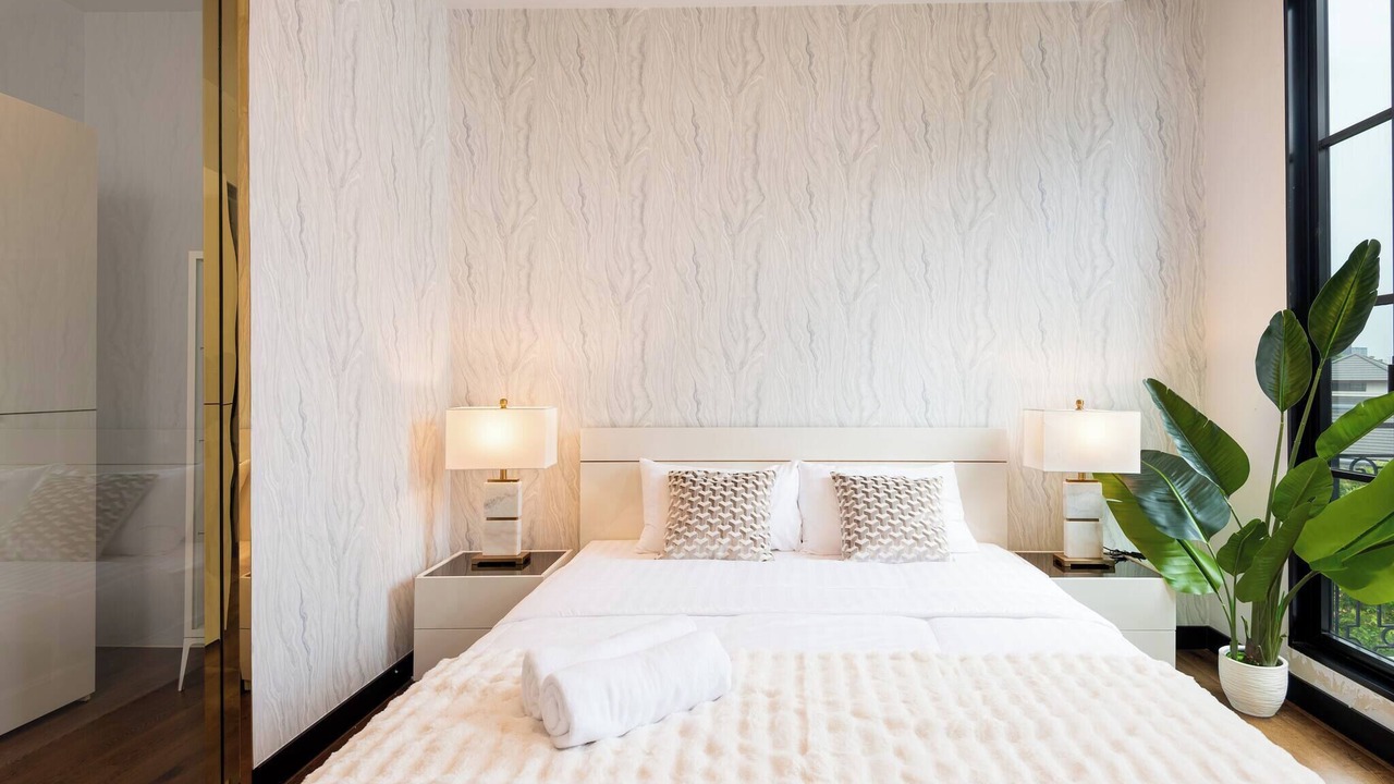 Photo of Bedroom in Phra Khanong Nuea